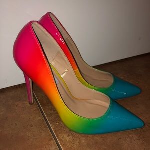 🌈 Steve Madden rainbow heels 🍭